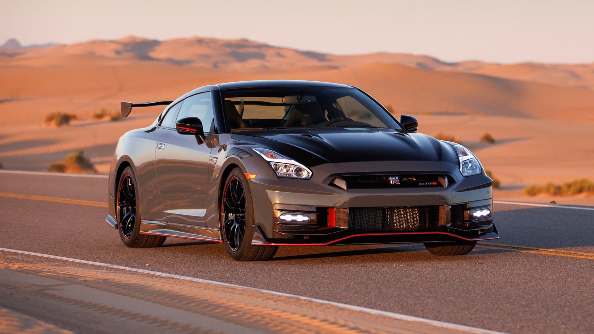 Nissan GT-R